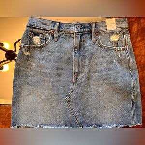 Abercrombie & Finch Deniem jean Ultra High Rise skirt